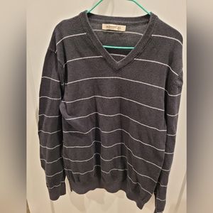 Old Navy stripped sweatshirt